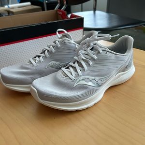 Women’s 11 Saucony Running Shoes New In Box